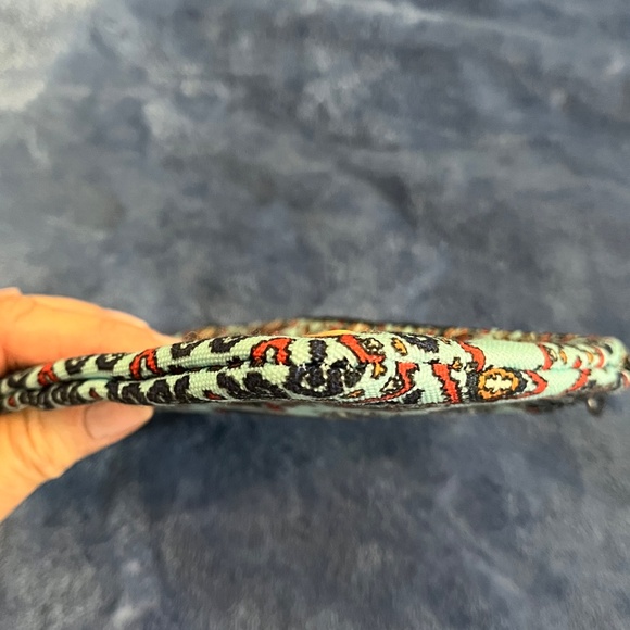 Kemy’s Tapestry Wristlet Pouch – Like New - Picture 7 of 10